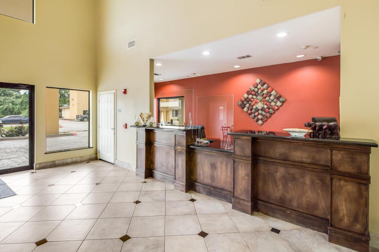 Americas Best Value Inn & Suites Tomball Buitenkant foto
